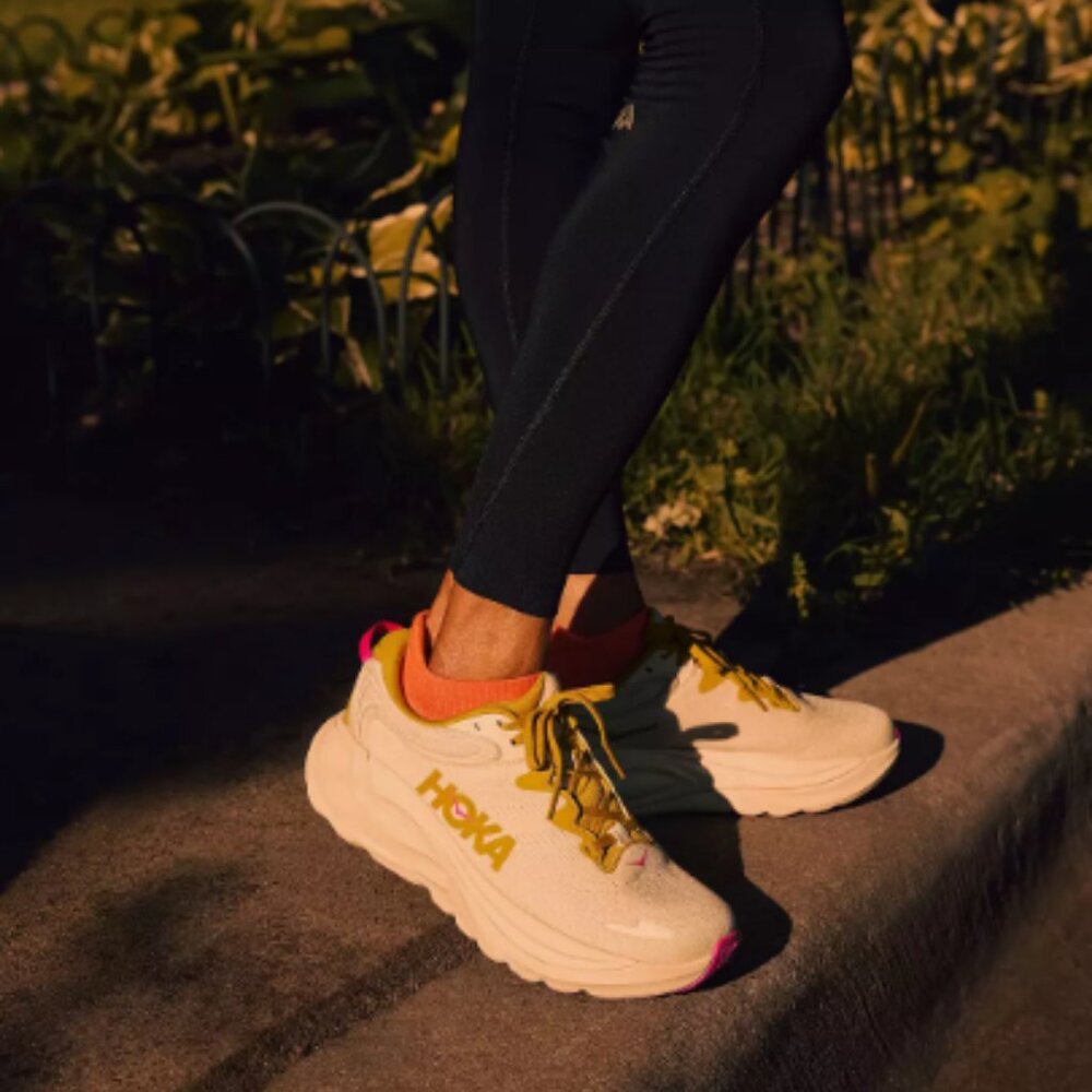 HOKA Women's Gaviota 6 Running Shoes